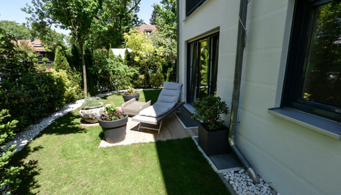 Garten Straßenseite